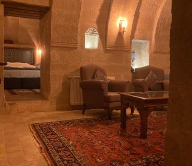 Urgup Bed & Breakfast | Pet-Friendly Monte Cappa Cave House with Ocean View