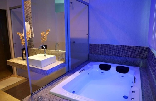 Santa Terezinha Hotel | Budget-Friendly Monte Castro Executive Hotel with Breakfast