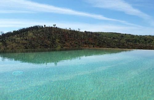 Luzianes House | Pet-Friendly Monte Corgo da Vaca with Oceanfront Pool