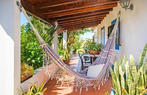 Algoceira Apartment | Experience Comfort at Monte da Bárbara with Family-Friendly Amenities