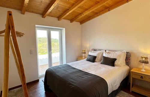 Sao Luis House | Relax at Monte da Caniveta - Casa dos Compadres Retreat