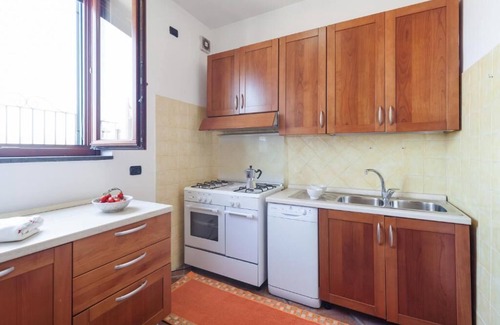 Monte di Procida Apartment | Discover Monte di Procida: 10/10 Oceanfront Getaway