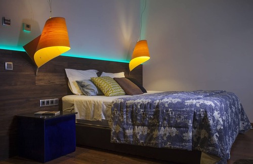 Pedra Arrancada House | Beachfront Bliss at Monte do Malhão with Pool & Spa