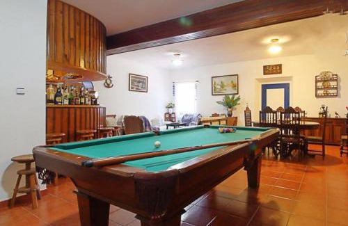 Santa Cruz House | Monte do Parral: Oceanfront Retreat with Family-Friendly Perks