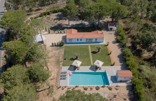 Baiona House | Discover Monte dos Pinheiros: Rated 10/10 with Ocean Views