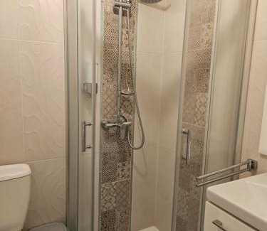 Slava Cercheza Bed & Breakfast | Discover Monte Grego: Pet Friendly, Hot Tub & Breakfast!