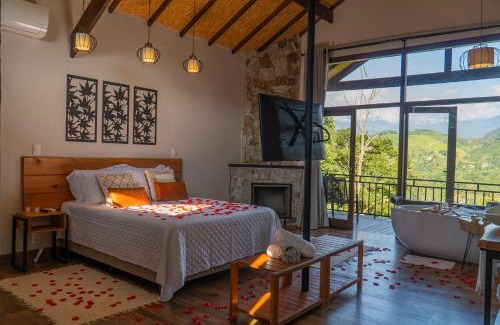 Centro Ski Chalet | Monte Mauá Chalés: Guest Rated 9.8 with Oceanfront Views