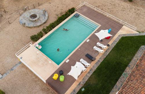 Alandroal House | Discover Monte Ribeira de Mures with Oceanfront Bliss