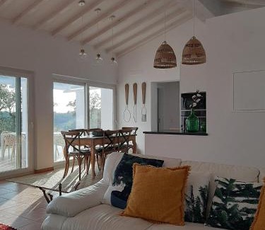 Santiago do Cacem Villa | Top-Rated Monte Vale Manhãs: Pet-Friendly & Family Fun