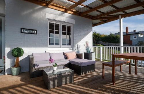 Newstead House | Monte-Vista: Convenient City Access with Family-Friendly Amenities