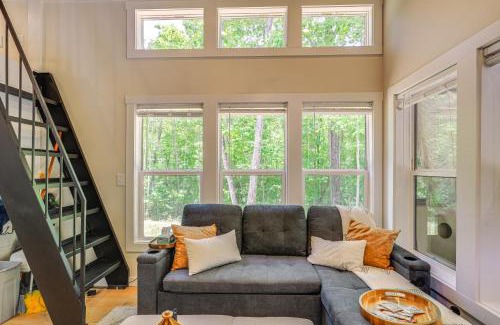 Monteagle House | Relaxing Monteagle Cabin with Swim Spa and Fire Pit