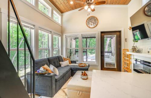 Monteagle House | Relaxing Monteagle Cabin with Swim Spa and Fire Pit
