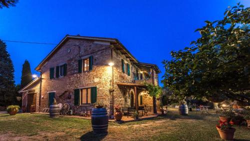 Chiusi House | Unforgettable Stays at Montebello degli Olivi - 4 Star Retreat