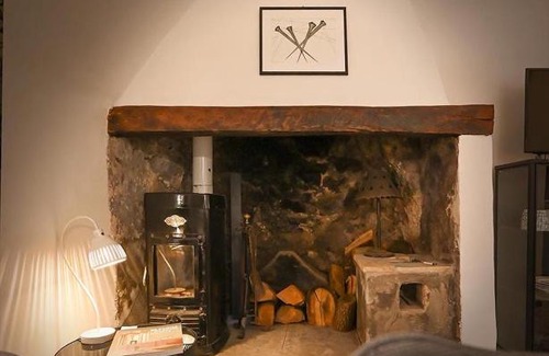 Mugnano in Teverina House | Discover Montecalvello: Guest Rated 9/10 Getaway