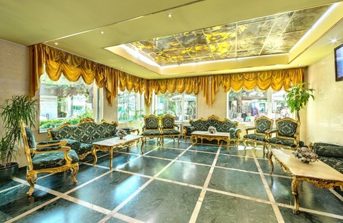 kv. Gorublyane Hotel | Inviting Montecito Hotel with Pool, Spa & Family Amenities