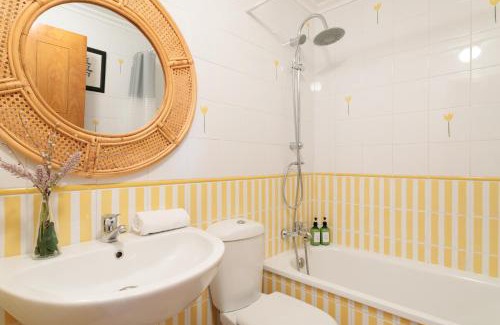 Monte Faro Apartment | Montefaro Townhouse: Family-Friendly with Pool Access