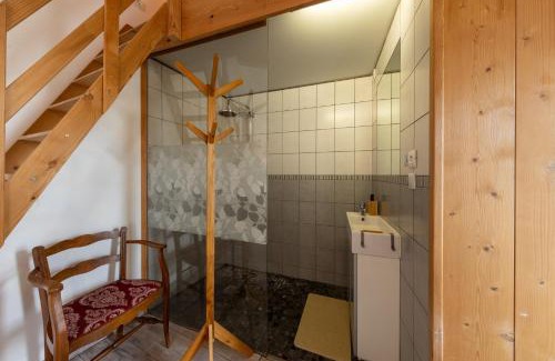 Saint-Gineis-en-Coiron House | Monteillet