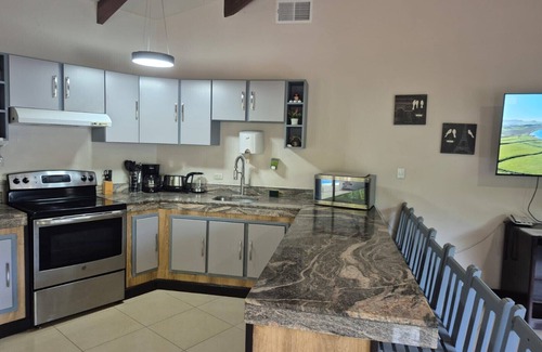 Playa Hermosa Villa | Relax at MonteMar Beach Condo with Oceanview Amenities