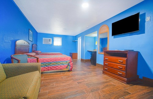Corpus Christi Hotel | Budget-Friendly Comfort at Monterrey Motel, Padre Island