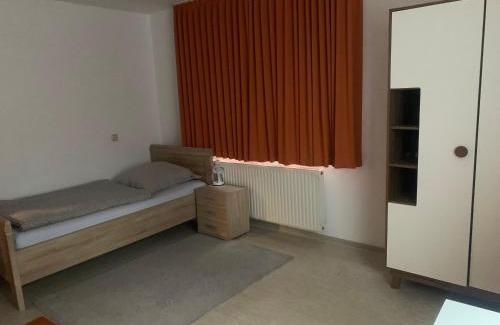Alsfeld House | Convenient Stay for Workers with Kitchen in Alsfeld