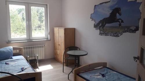 Topchin Apartment | Welcoming Stay for Traveling Professionals at Monteure