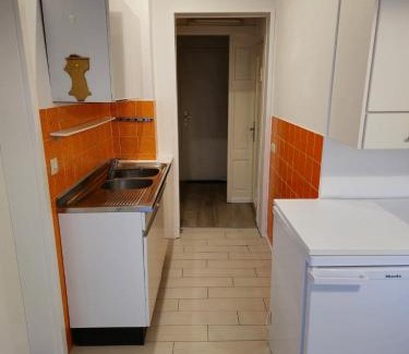 Neumuenster Apartment | Monteure und Pendler willkommen! Komfortable 2 Zimmer Apartments in der Innenstadt