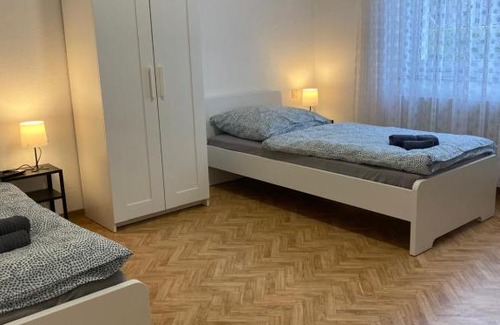 Osnabrueck Apartment | Budget-Friendly Stay at Monteurhaus Osnabrück Lüstringen