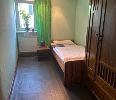 Rehbach House | Convenient Monteurshaus Near A38 in Leipzig with Kitchen