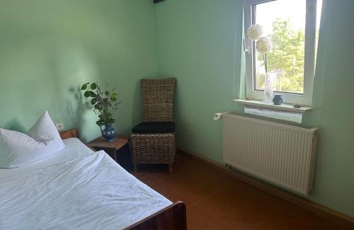 Rehbach House | Convenient Monteurshaus Near A38 in Leipzig with Kitchen