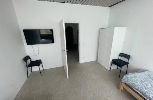 Hassloch Apartment | Comfortable Monteursparadies: Ideal for Families & Pets