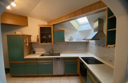 Pocking Apartment | Monteurwohnung , 4 Schlafzimmer, 130qm, Balkon, einzige Wohneinheit im Haus, Parkplatz