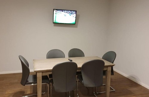 Zerbst/Anhalt Apartment | Comfortable Monteurwohnung with Kitchen & 9/10 Guest Rating