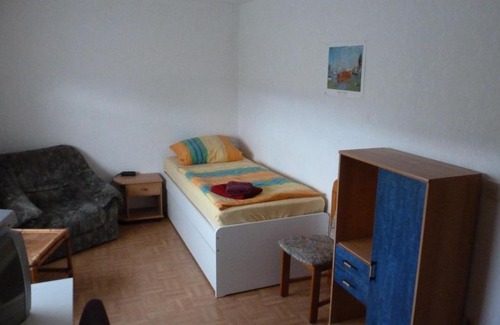 Pottum Apartment | Discover Comfort at Monteurwohnung Eichenpark