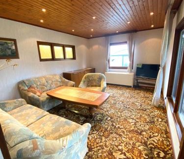 Bienenbuettel Apartment | Cozy Ferien- & Monteurwohnung with Family-Friendly Amenities