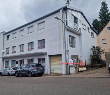 West Apartment | Discover Ferienwohnungen große Luise - Guest Rated 8.7/10