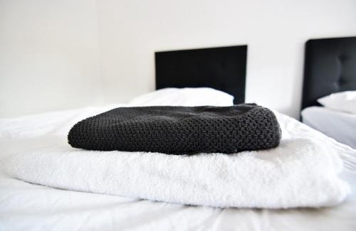 Mechernich Apartment | Family-Friendly Apartments Satzvey with Spa & Dining Options