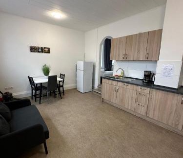 Neumuenster Apartment | Comfortable Monteurwohnungen Near Holsten Galerie