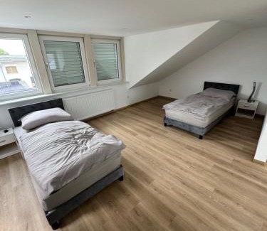 Birkesdorf House | Budget-Friendly Monteurzimmer with Great Guest Ratings