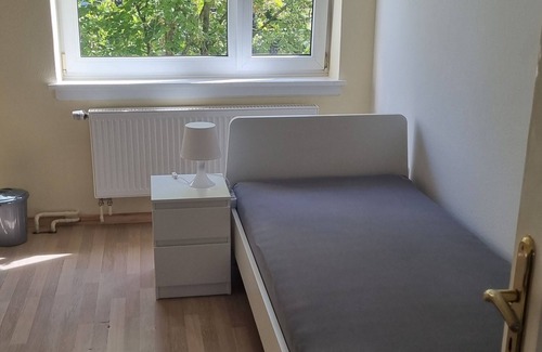 Gelnhausen Apartment | Ideal Group Stay Near Frankfurt: Monteurzimmer Gelnhausen