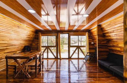 Sierra House | Inviting Monteverde Teca House: Family-Friendly Retreat