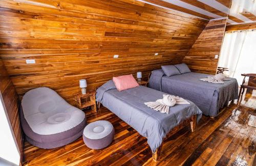 Sierra House | Inviting Monteverde Teca House: Family-Friendly Retreat