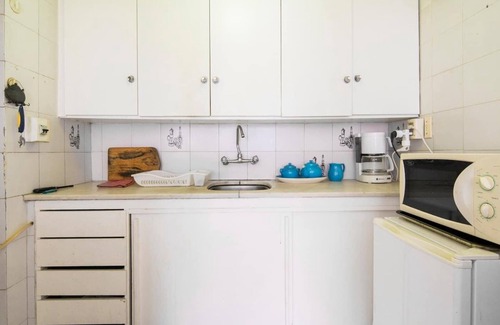 Cordon Apartment | Convenient Montevideo Stay Steps from Terminal Tres Cruces