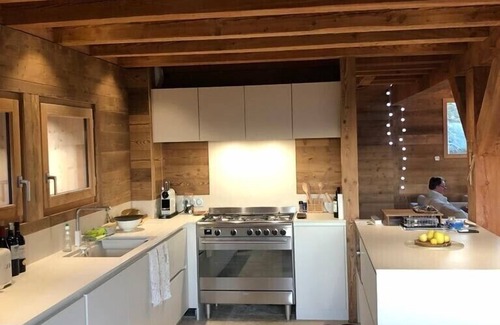 Montgenevre Ski Chalet | Montgenevre Tipamountain Chalet: Guest Rated 10/10 with Spa