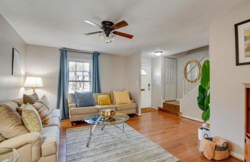 Montgomery Village House | Cozy Montgomery Village Townhome with Family-Friendly Patio