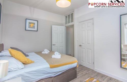 High Wycombe Apartment | Comfortable Stay for 6 with Free Parking & Family Amenities
