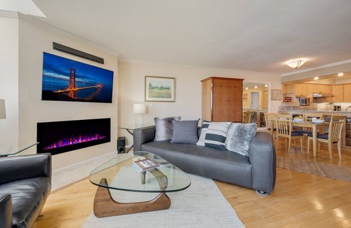 Outer Richmond Condo | Oceanfront Retreat with Balcony and Direct Beach Access