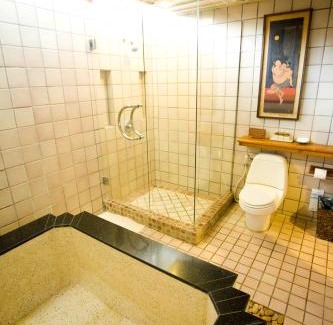 Chaweng City Center Resort | Experience Montien House - SHA Plus with Oceanfront Bliss