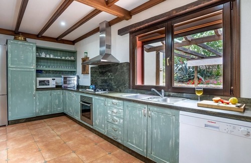 Jimera de Libar Villa | Relaxing Retreat at Montion Jimera de Libar by Ruralidays