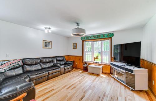 Montour Falls House | Tranquil Montour Falls Getaway near Seneca Lake & Wineries