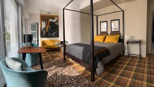 Blatin Bed & Breakfast | Exceptional Monts Dôme: Family-Friendly Hotel with Dining
